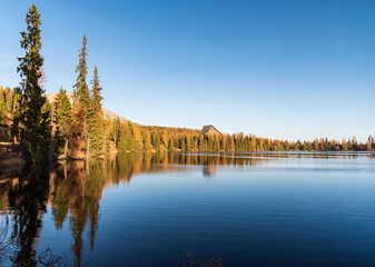 Fototapeta premium Strbske pleso lake in autumn Vysoke Tatry mountains in Slovakia