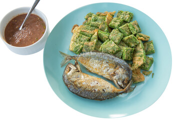 Fried Egg with Climbing Wattle, shrimp paste sauce and Fried mackerel