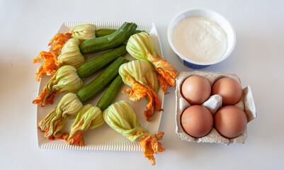 Zucchini flowers with  ricotta baked, recipe