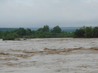 
floods of the mountain river