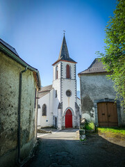 Fototapeta na wymiar A church in the Pyrenees