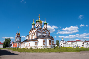 Fototapeta na wymiar Varnitsky Trinity-Sergius Monastery in the Yaroslavl Region, Rostov Veliky, Varnitsa settlement.