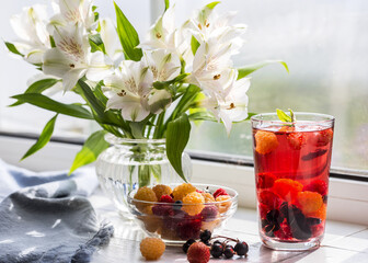 Image with a berry drink.