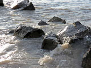 Waves Meet Rocks