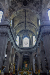 Fototapeta premium Inside Saint Suplice Catedral in Paris, France