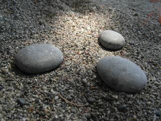 Fototapeta na wymiar Steine im Sand