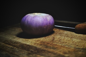 Onion on a cutting board