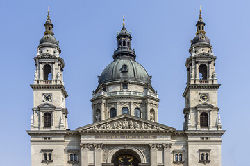 Fototapeta premium Fragment of St. Stephen's Basilica - Roman Catholic Basilica in Budapest, most important church in Hungary. Basilica named in honor of Stephen - first King of Hungary. Budapest, Hungary.