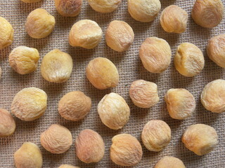 Yellow color whole ripe dried apricot
