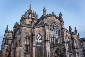 Fototapeta na wymiar Exterior view of Cathedral of Saint Giles in the Old Town of Edinburgh city, Scotland, UK