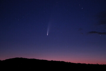 Fototapeta na wymiar Komet C 2020 Neowise