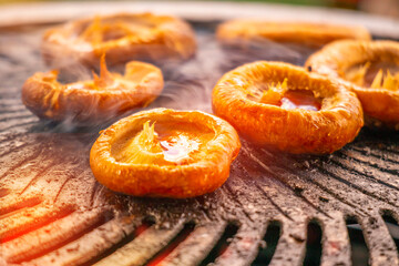Baking shiitake mushrooms on an iron plate 5546