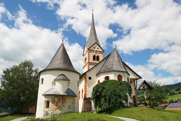Fototapeta na wymiar Pittoreske Kirche in der Steiermark - Österreich