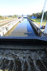 Schleuse Geesthacht, Staustufe Geesthacht