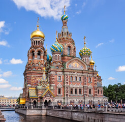 Fototapeta na wymiar Church of the Savior on Spilled Blood on Griboedov canal, St. Petersburg, Russia