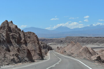 Carretera por el desierto de San Pedro de Atacama