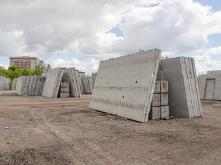 Reinforced concrete wall panels