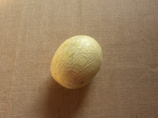 Yellow color whole ripe Netted Muskmelon