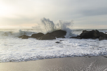 Powerful waves splashing