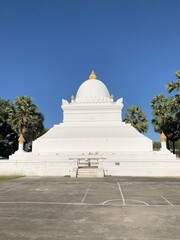 Stupa blanche à Luang Prabang, Laos