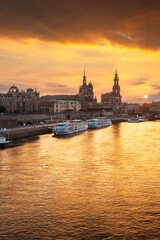 Naklejka na ściany i meble Dresden, Germany cityscape over the Elbe River
