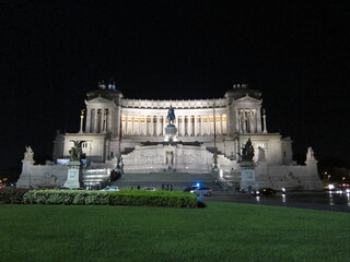  Piazza Venezia at night