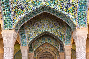 Fototapeten Arches of the Vakil Mosque in Shiraz, Iran © MehmetOZB