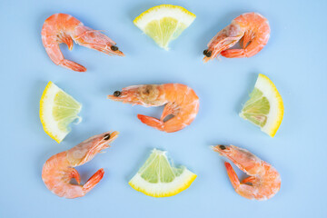 Texture background of shrimp and lemon