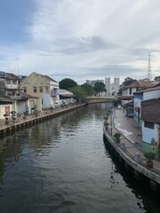 Fototapeta na wymiar Canal à Malacca, Malaisie
