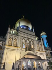 Obraz premium Mosquée de nuit à Singapour