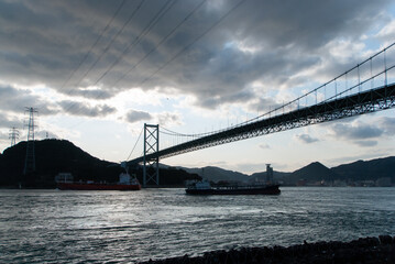 下関の関門橋