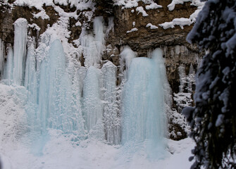 frozen waterfall, rocky mountains canada