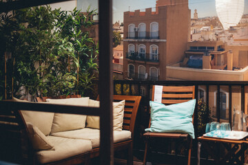 terraza salon diseño ciudad muebles interior