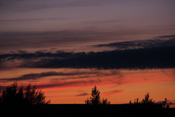 Naklejka premium sunset over the lake