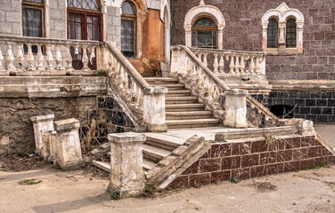 Fototapeta na wymiar Old historical abandoned sanatorium Kuyalnik in Odessa, Ukraine