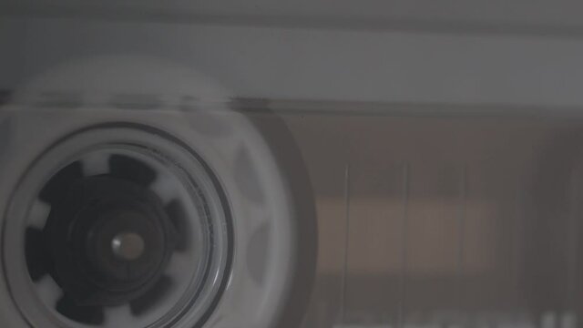 カセットテープ　カセットデッキ