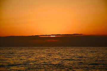 Obraz premium sunset over the sea