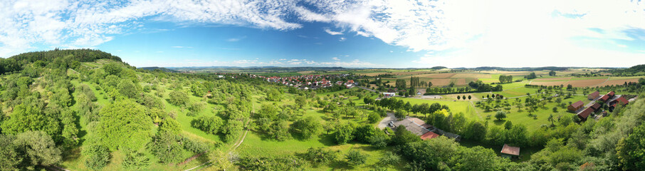 Steinbruch am Pfaffenberg mit Märchensee bei Wendelsheim