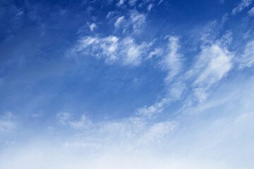 Fototapeta premium The sky is blue with beautiful clouds.