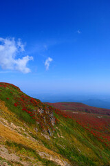 栗駒国定公園、紅葉の栗駒山。栗原、宮城、日本。10月上旬。