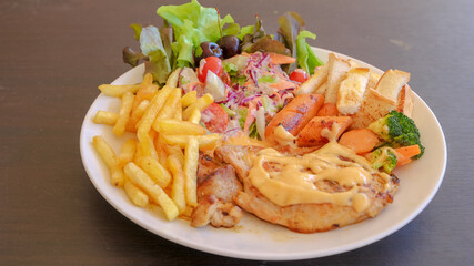 Steak Salad and French fried
