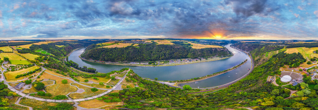 360&deg; view from the loreley at the rhine river germany