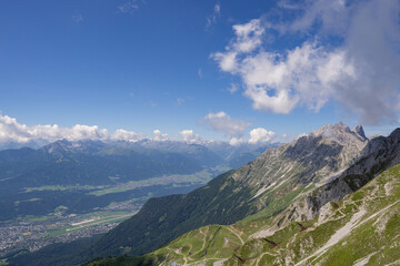 Obraz premium mountains with clouds in Innsbruck