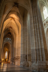 Fototapeta premium intérieure gothique de la cathédrale Saint-Pierre-et-Saint-Paul de Nantes en Loire Atlantique