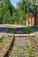 STACJA KOLEJOWA KSIĘŻY MŁYN W MIEŚCIE ŁODZI, POLSKA © michalsen