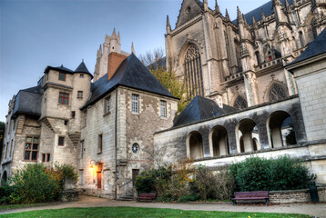 extérieure gothique de la cathédrale Saint-Pierre-et-Saint-Paul de Nantes en Loire Atlantique