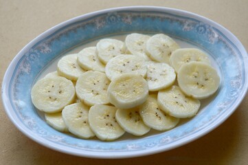 banana slice on blue dish