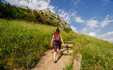 castillo de Montsegur, siglo XIV, castillo c&aacute;taro, monte Pog , Ariege, pirineos orientales,Francia, europa