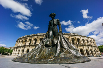 escultura de Christian Montcouquiol más conocido por Nimeño II, obra de Serena Carone, Arena de...