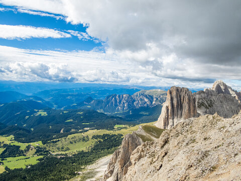 Rotwand and Masare via ferrata in the rose garden in the Dolomites